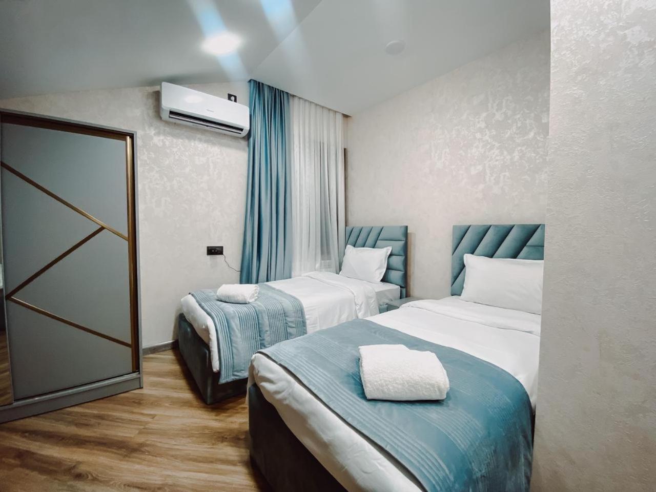 Royal Renaissance Hotel Jerevan Eksteriør bilde